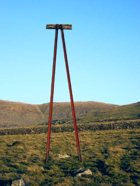 photo: aerial ropeway tower